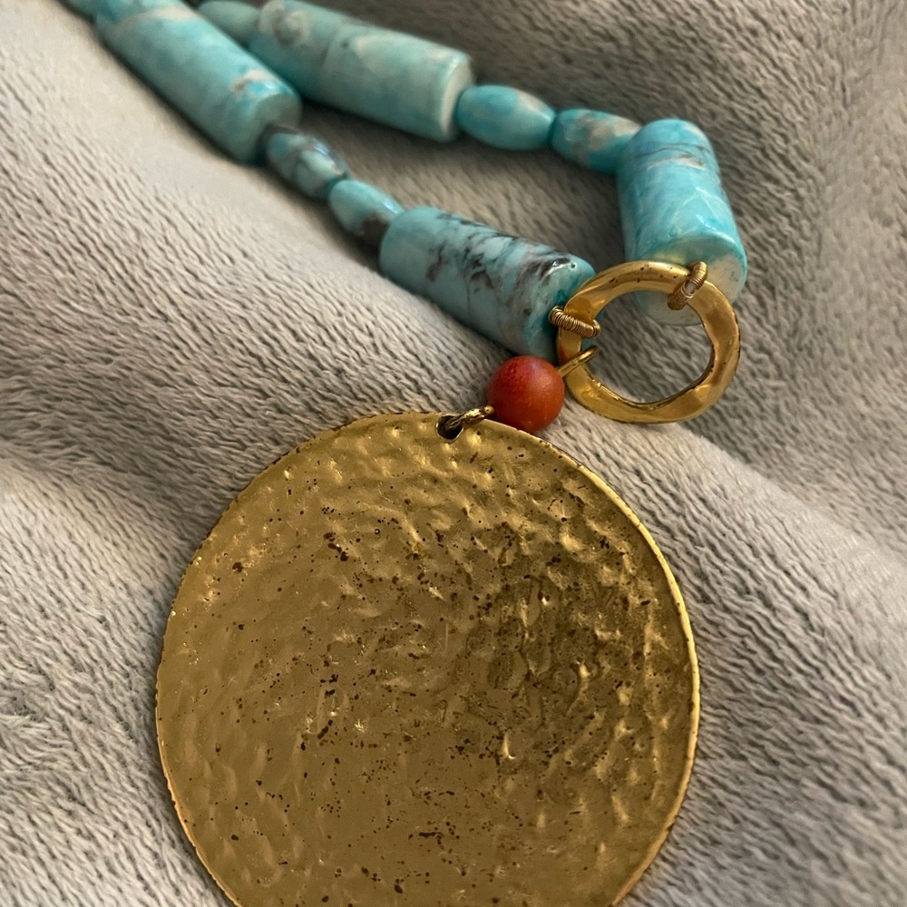 SK Turquoise and Gold Pendant Necklace and Earrings - Picture 7 of 10